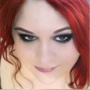 Meet your Posher, Kelli